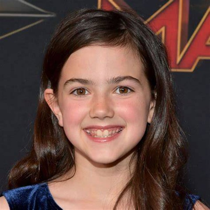 Abby Ryder Fortson Bio, Net Worth, Movies, TV Series, Parents, Brother