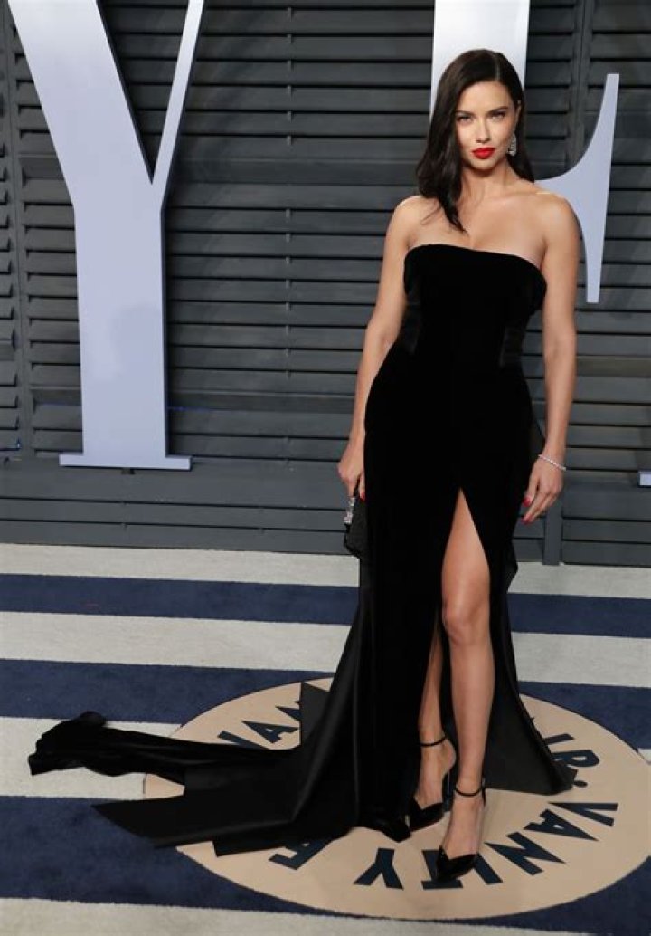 Adriana Lima 2018 Vanity Fair Oscar Party in Beverly Hills