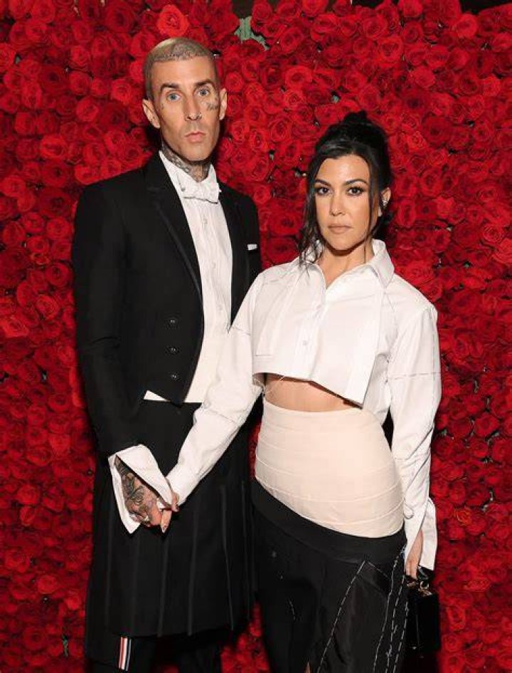 Kourtney Kardashian's Weight Get Details on the 'KUWTK' Star's Diet Regime