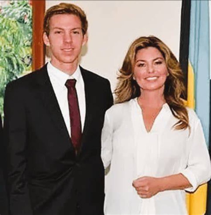 Shania Twain and her son Eja(12) Shania Twain Pinterest