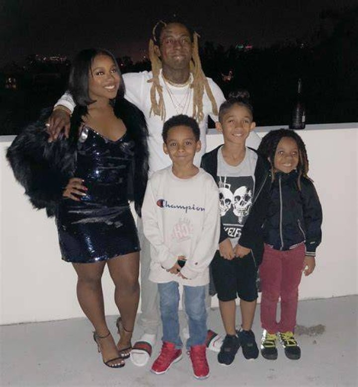 they are literally all waynes twin!!!! Lil wayne, Roupas fofas de